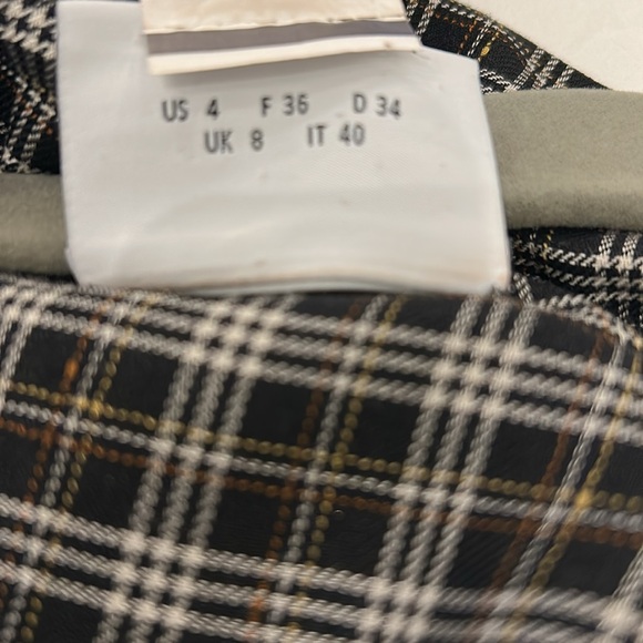 Akris Shirtdress. Plaid Print, long Sleeve with Collar. - Picture 3 of 7